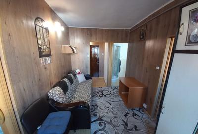 Apartament cu 2 camere nedecomandat, mobilat în Micro 8