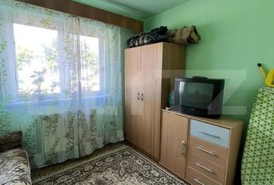 Apartament cu 3 camere semidecomandat în Decebal - 4