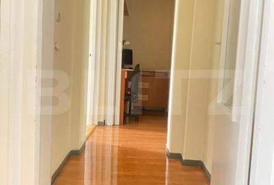 Apartament cu 3 camere în Central - 1