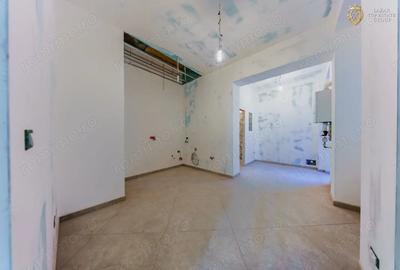 Apartament cu 4 camere semidecomandat în Central - 10