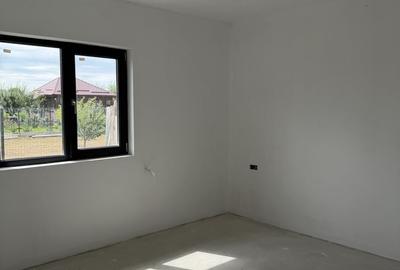 Casă cu 3 camere în Dumitrana - 7