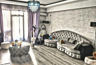 Apartament cu 3 camere, mobilat în Central