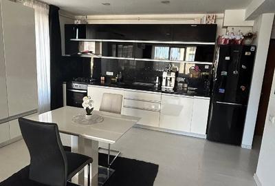 Apartament cu 2 camere decomandat în Central - 2