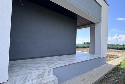 Casă cu 3 camere în Ciolpani - 3