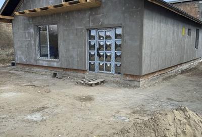 Casă cu 3 camere în Central - 1