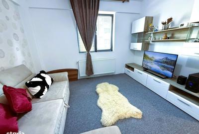 Garsonieră decomandată în Valea Adâncă