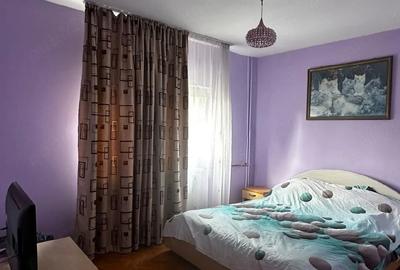 Apartament cu 2 camere semidecomandat în Soarelui
