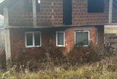 Casă individuală cu 6 camere cu Teren 2625 Mp în Ileanda