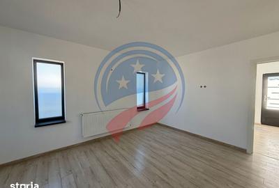 Casă cu 3 camere cu Teren 250 Mp în Malu Mare - 7