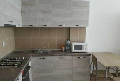 Apartament cu 2 camere semidecomandat în Iosia