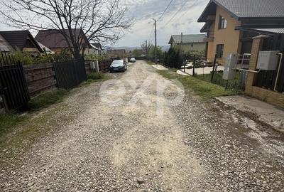 Teren de 549 mp, în Miroslava