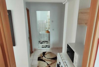 Apartament cu 2 camere decomandat în Central - 1