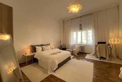 Apartament cu 3 camere semidecomandat în Central - 3