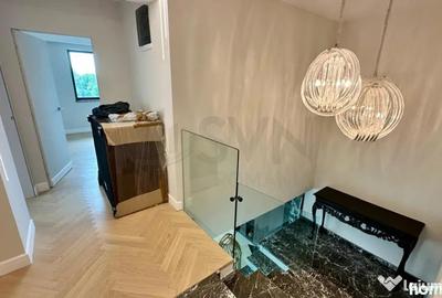 Casă cu 4 camere cu Teren 300 Mp în Pipera