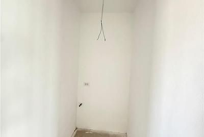 Casă cu 4 camere cu Teren 386 Mp în Central