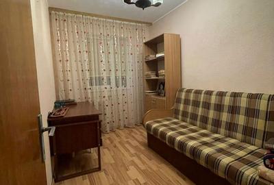 Apartament cu 3 camere în Central - 10