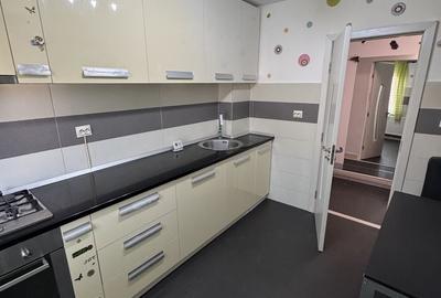 Apartament cu 2 camere semidecomandat în Micălaca - 1