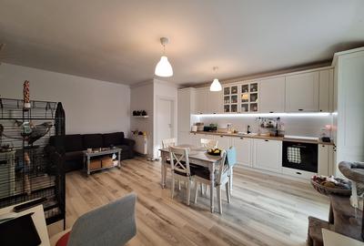 Apartament cu 2 camere semidecomandat, mobilat în Florești - 1