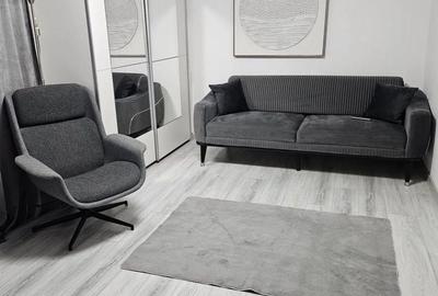 Apartament cu 2 camere decomandat, mobilat în Tei