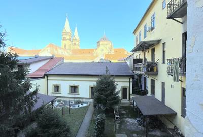 Apartament cu 3 camere semidecomandat, mobilat în Central - 20