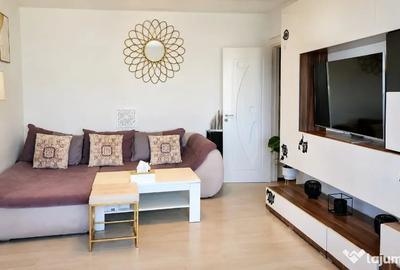 Apartament cu 2 camere nedecomandat în Astra