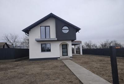 Casă cu 3 camere în Mihăești - 4