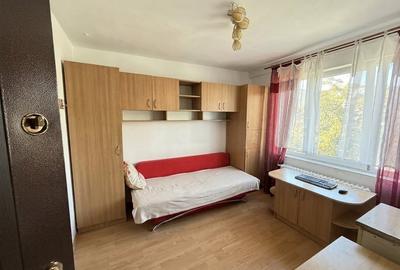 Garsonieră decomandată în Complex Studențesc