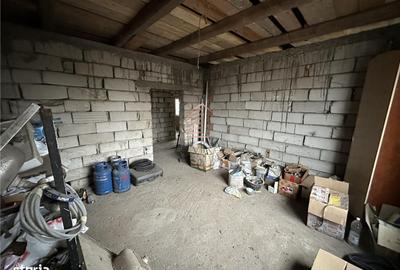 Casă cu 4 camere în Livada de Bihor - 9