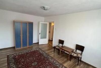 Apartament cu 3 camere decomandat, mobilat în Militari