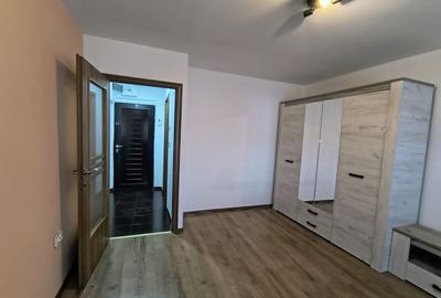 Garsonieră decomandată în Central - 7