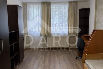 Apartament cu 2 camere decomandat în Cornișa - 2
