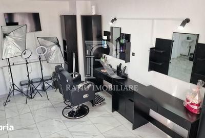 Spațiu comercial, de 27 mp, în Central - 4