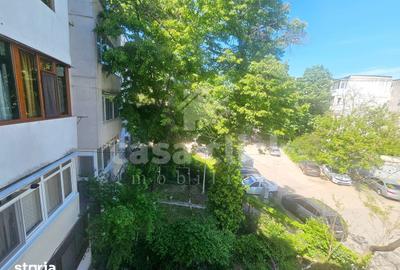 Apartament cu 2 camere decomandat în Micro 13 - 2
