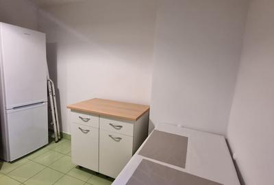 Apartament cu 2 camere decomandat în Exterior Vest