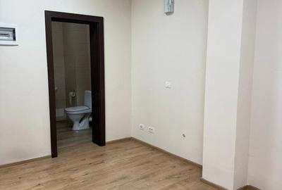 Spațiu comercial, de 16 mp, în P-ța Unirii - 2