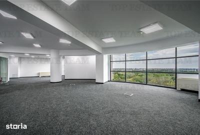 Spațiu comercial, de 245 mp, în Titan