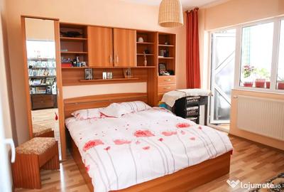 Apartament cu 4 camere semidecomandat în Central - 1