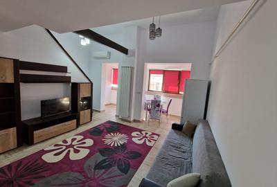 Apartament cu 3 camere semidecomandat în Valea Adâncă