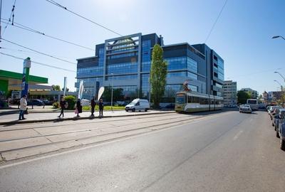 Spațiu comercial, de 27,150 mp, în Eroii Revoluției - 2