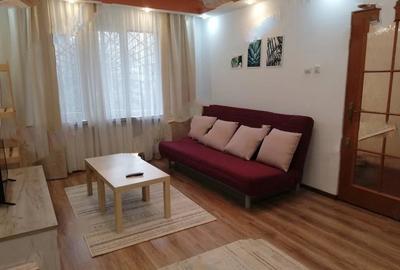 Garsonieră decomandată, mobilată în Dristor