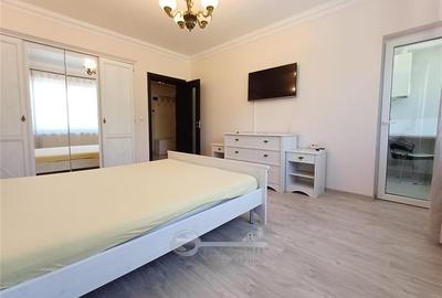 Garsonieră decomandată în Bucium - 1