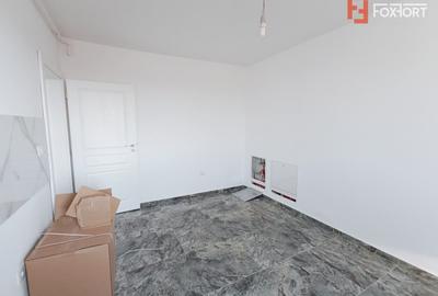 Apartament cu 3 camere decomandat în Giroc