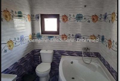 Casă cu 6 camere cu Teren 400 Mp în Central - 14