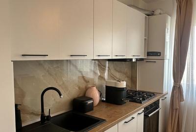 Apartament cu 2 camere semidecomandat, mobilat în Lujerului