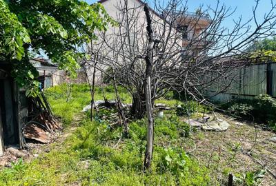 Casă cu 3 camere în Colentina