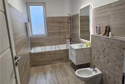 Apartament cu 3 camere în Sud - 12