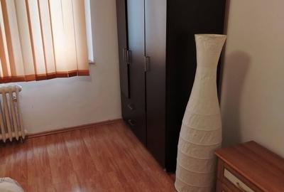Apartament decomandat în Drumul Taberei