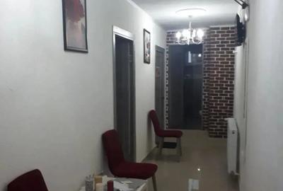 Spațiu comercial, de 19 mp, în Central - 2