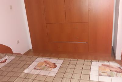 Apartament cu 2 camere semidecomandat, mobilat în UTA - 10