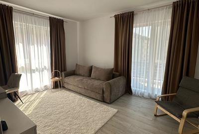 Apartament cu 2 camere decomandat în Titan